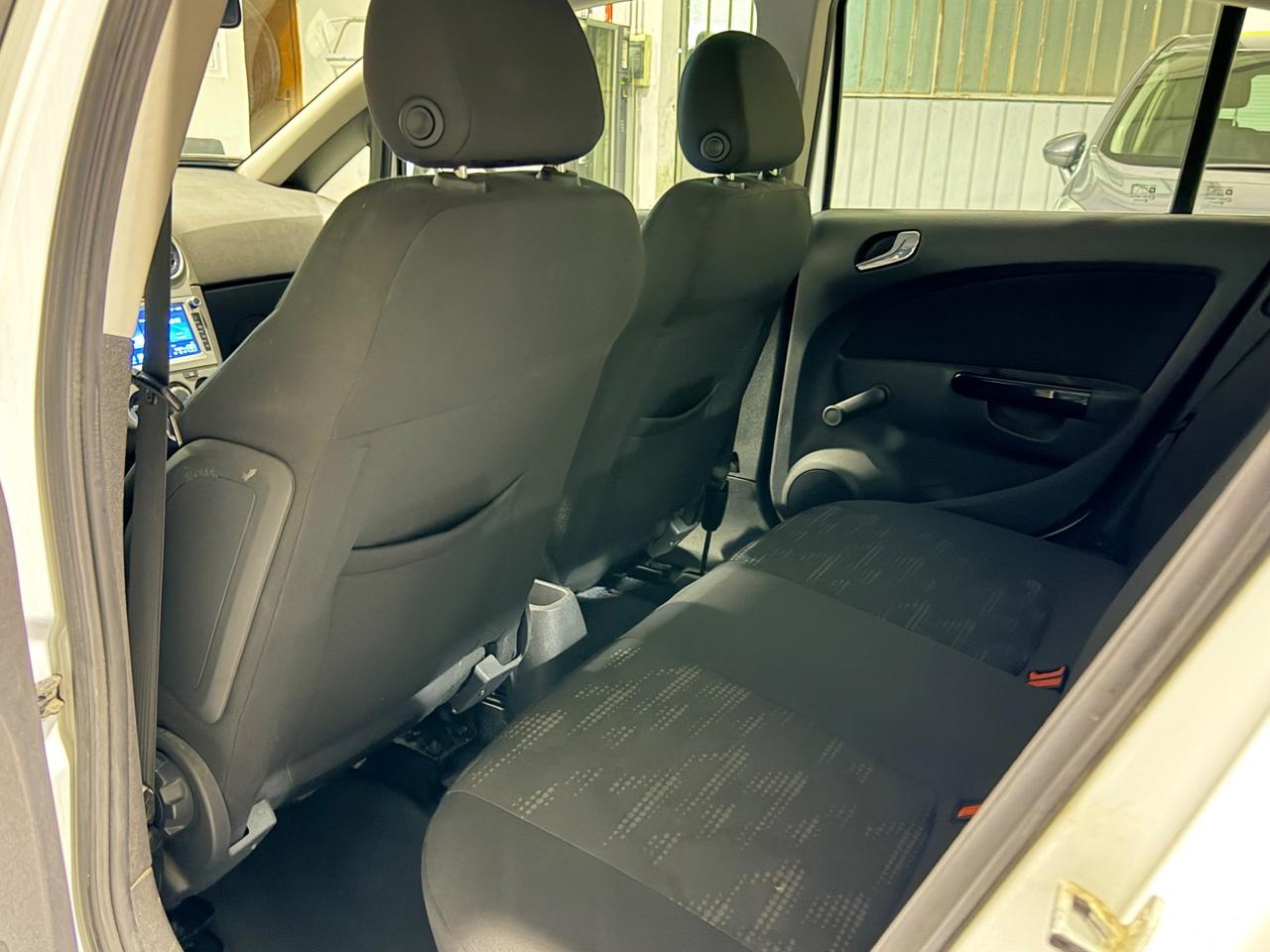 Opel Corsa 1.2 85CV 5P GPL Neopatentati 2013 104.000KM