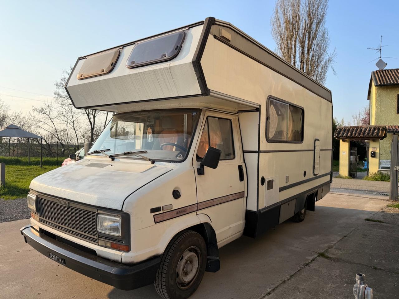 Fiat DUCATO LAIKA 2.0 BENZINA CAMPER MANSARDATO Vendo 280 NT25 allestimento Laika,