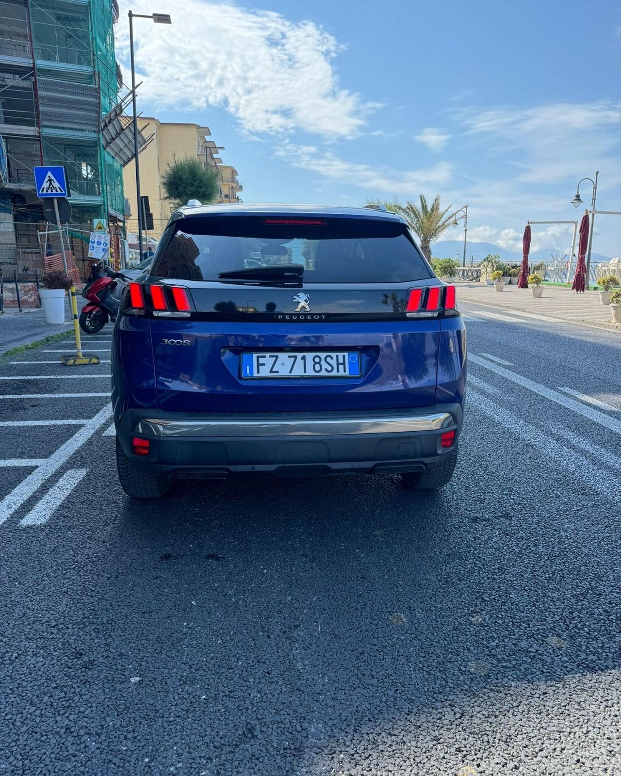 Peugeot 3008 BlueHDi 130 S&S Business