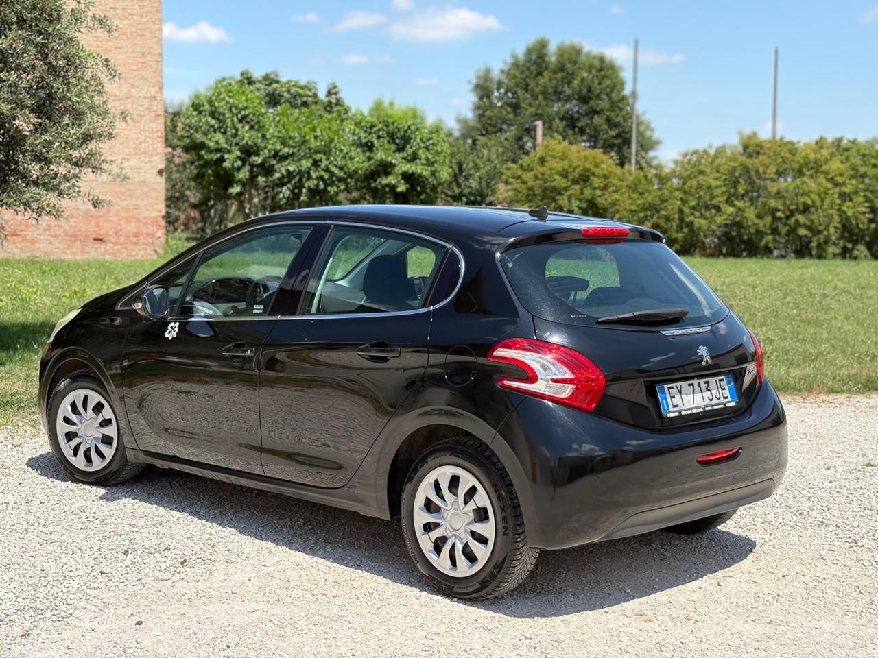 Peugeot 208 1.2benzina 5 porte Allure