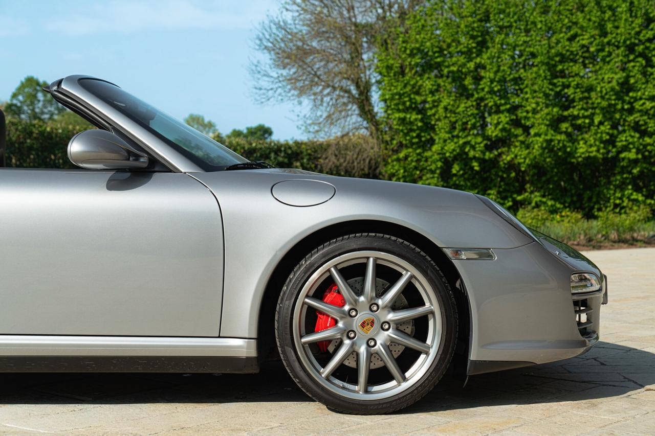 Porsche 997 (911) CARRERA 4S CABRIOLET - RDS01880