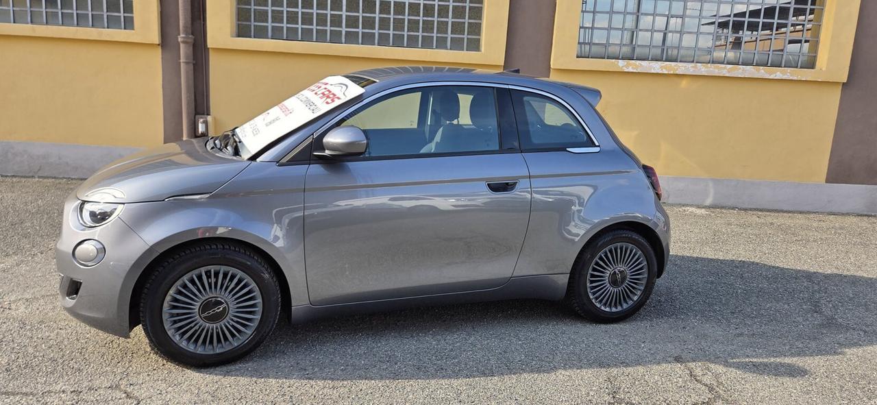 Fiat 500e BUSINESS OPENING EDITION - 100% ELETTRICA -43 KW- KM. 19000 AUTO PER NEOPATENTATI