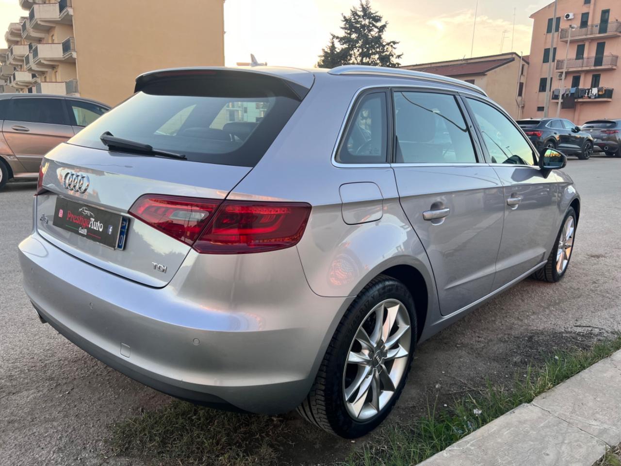 Audi A3 1.6 TDI diesel Ambition luxe 2015