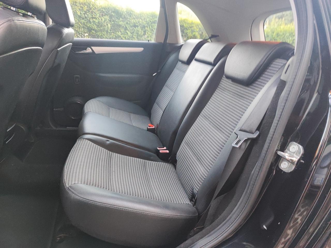Mercedes-benz B 200 CDI Sport neopatentati premium