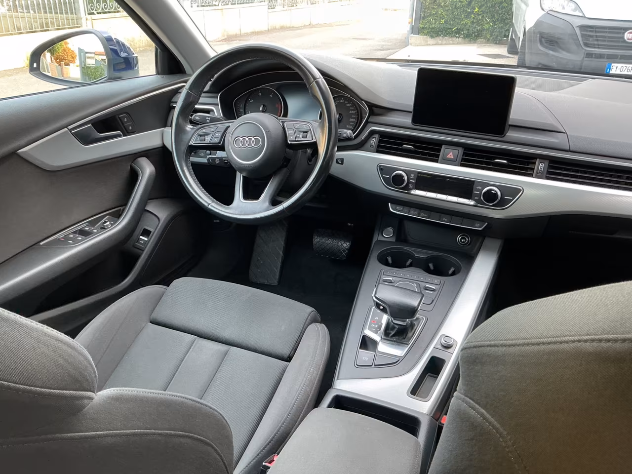 Audi A4 Avant 35 TDI S tronic Business Sport