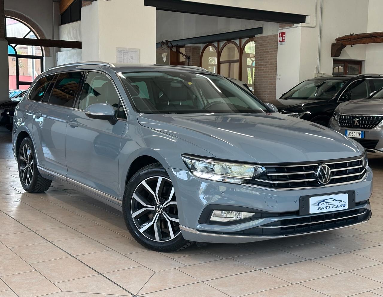 VOLKSWAGEN PASSAT VARIANT 2.0 TDI DSG ELEGANCE 150CV *CARPLAY*ACC*LED