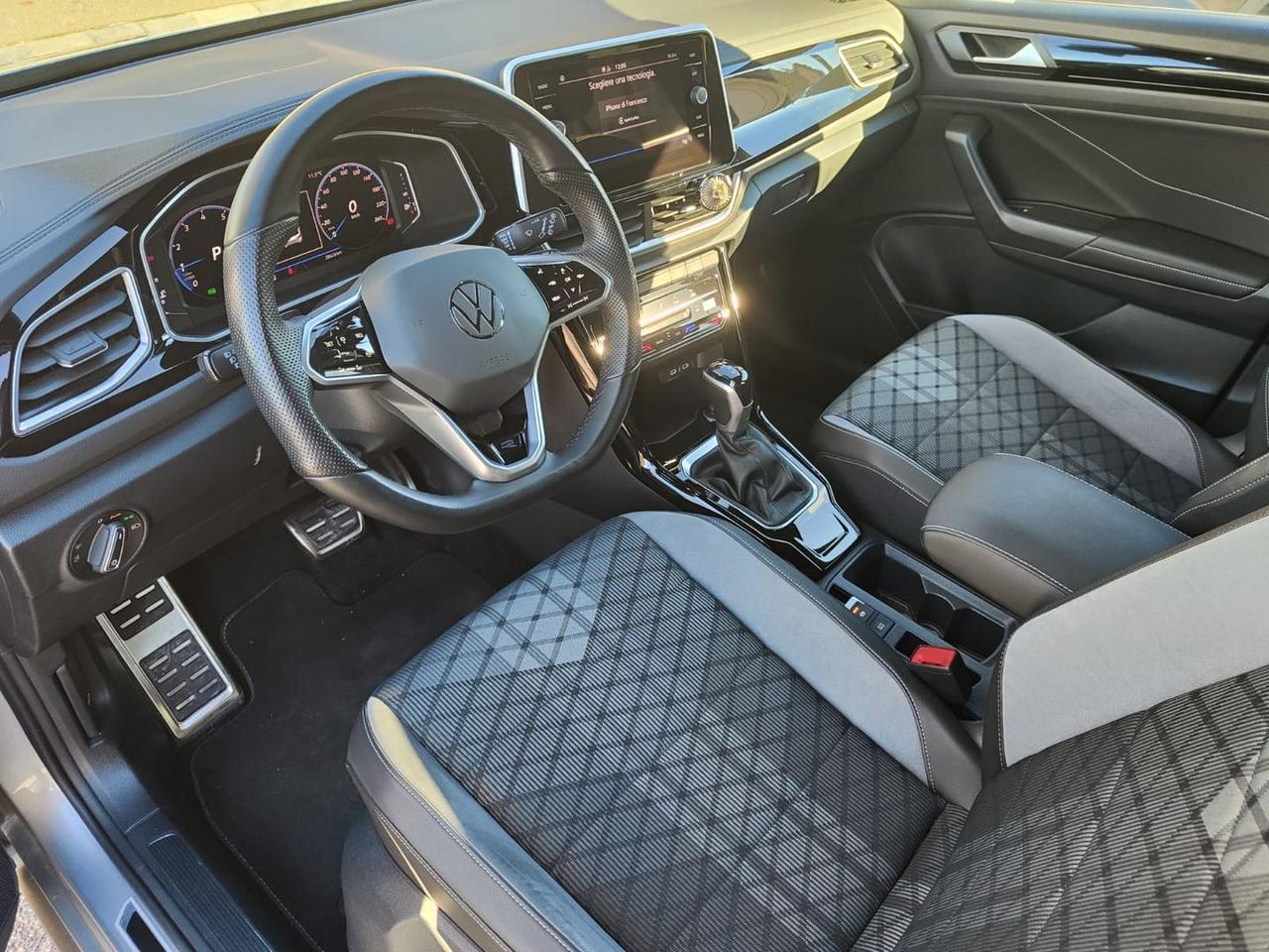 Volkswagen T-Roc R-line #8115