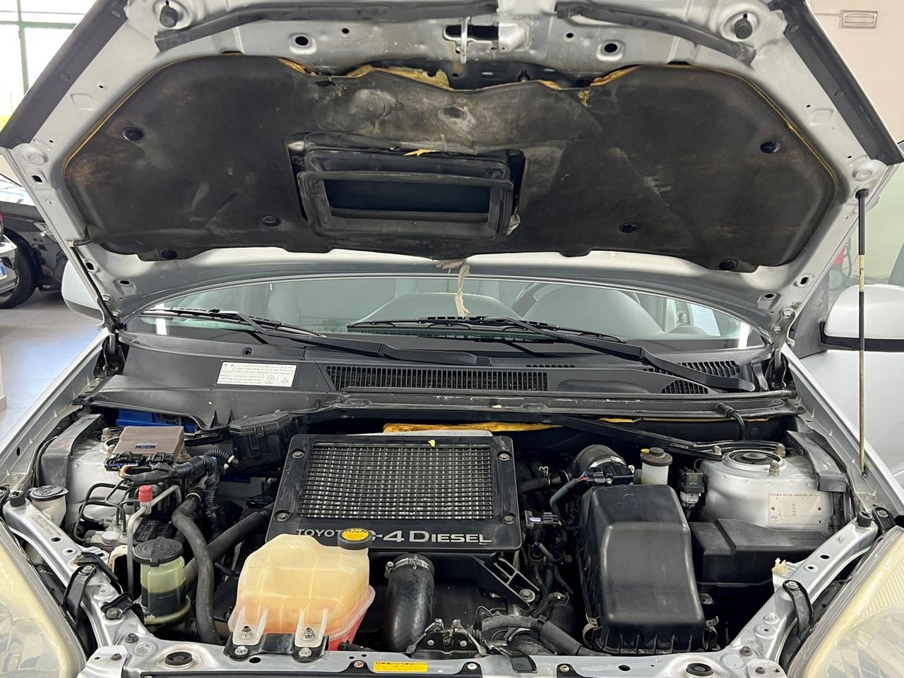 TOYOTA Rav4 II 2001 RAV4 5p 2.0 d-4d 16v