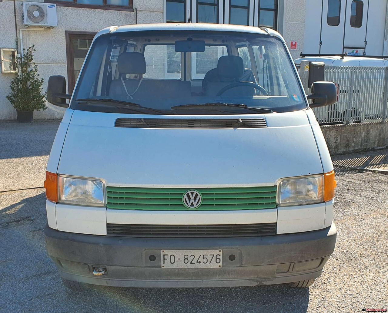 Volkswagen T4 Caravelle Vetrato Lungo