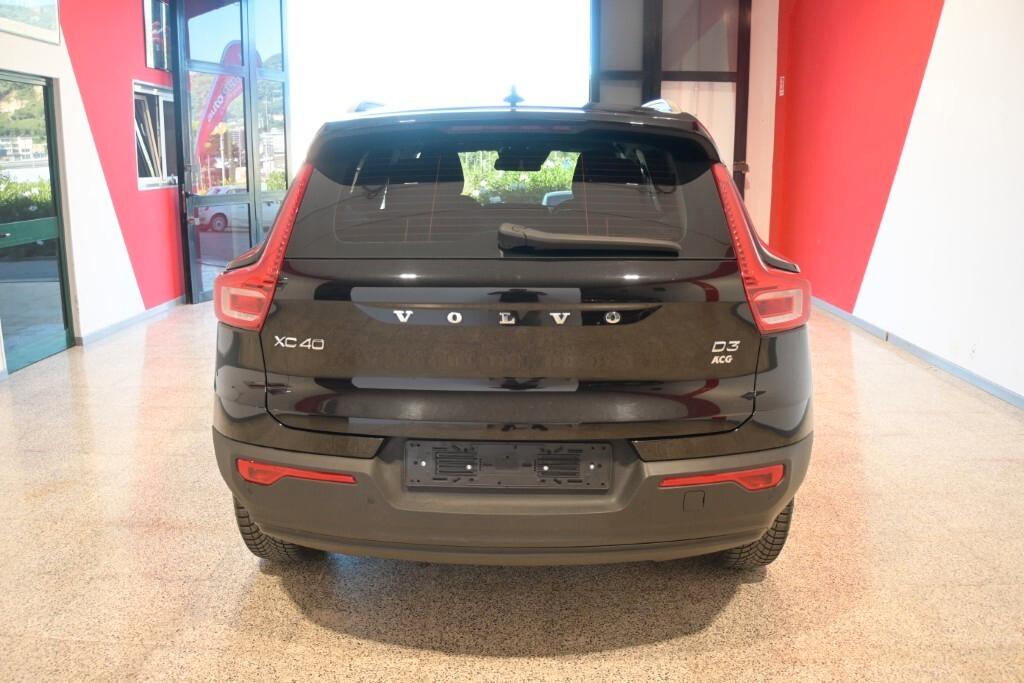 VOLVO XC40 2.0D D3 150CV 6M. MOMENTUM CORE ( FARI LED - COCKPIT - CRUISE - MIRROR - NAVI - SENSORI POST. - TELECAMERA POST. )