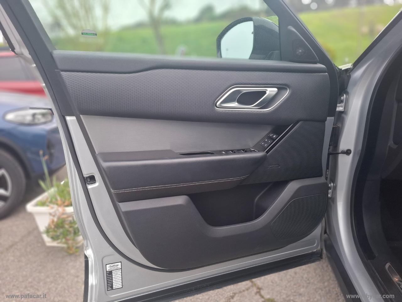 LAND ROVER RR Velar 2.0D I4 180 CV R-Dynamic HSE