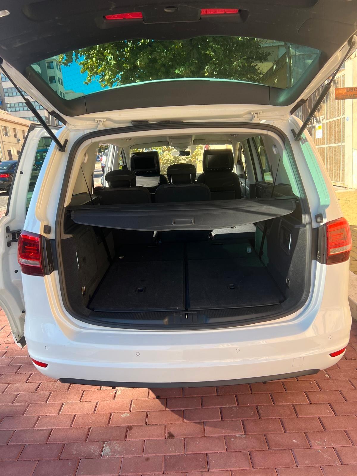 Volkswagen Sharan 2.0 TDI 150 CV SCR DSG Executive BlueMotion Tech. 7 POSTI