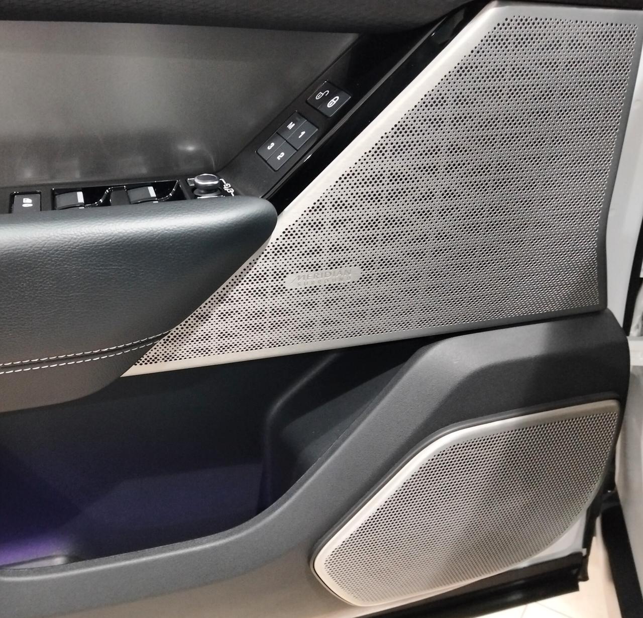 Land Rover Range Velar 2.0D I4 240 CV R-Dynamic SE