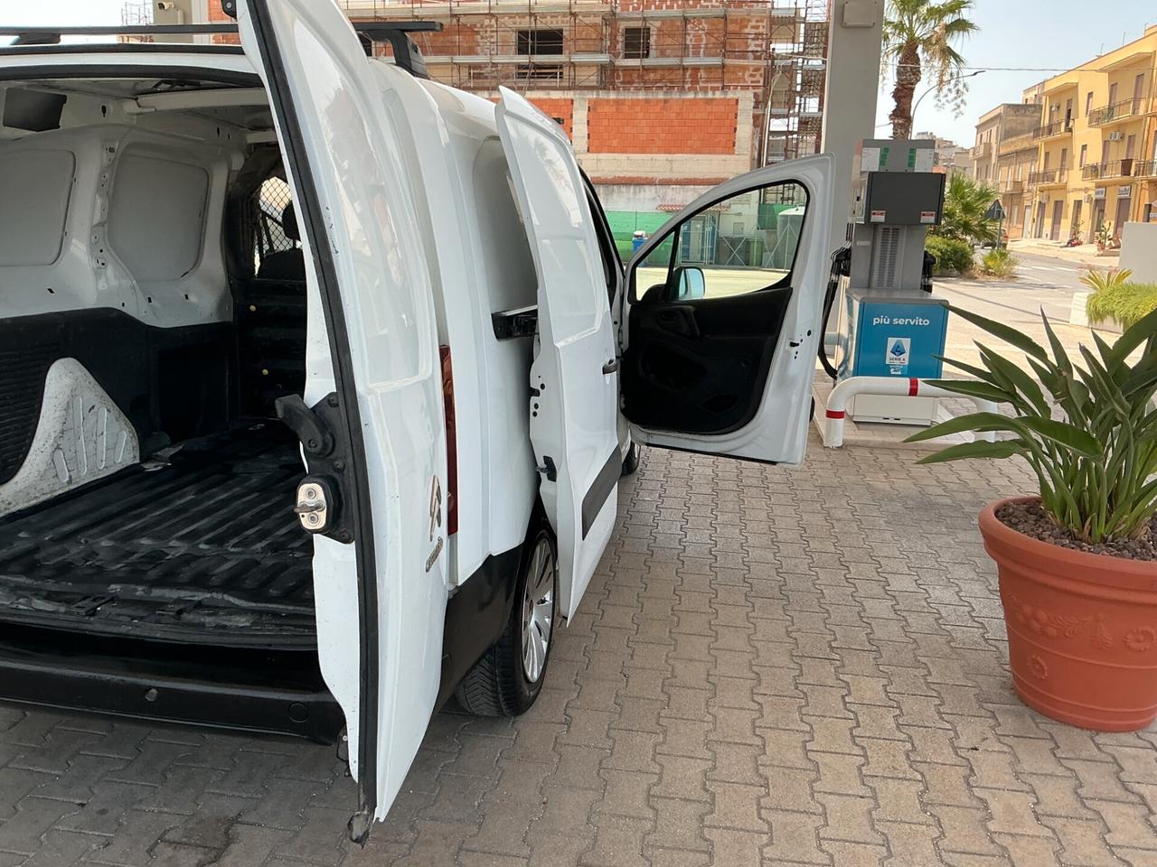 Citroen Berlingo 1.6 HDi 90 Van 3 posti Club L2