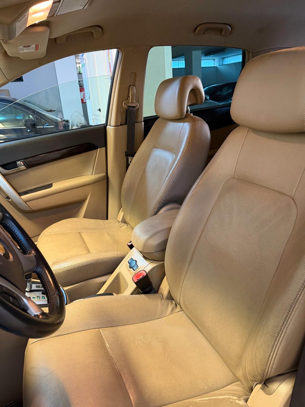 Chevrolet Captiva 2.0 150 CV AUTOM 7POSTI GANCIO TRAINO INTEGRALE TAGLIANDATA