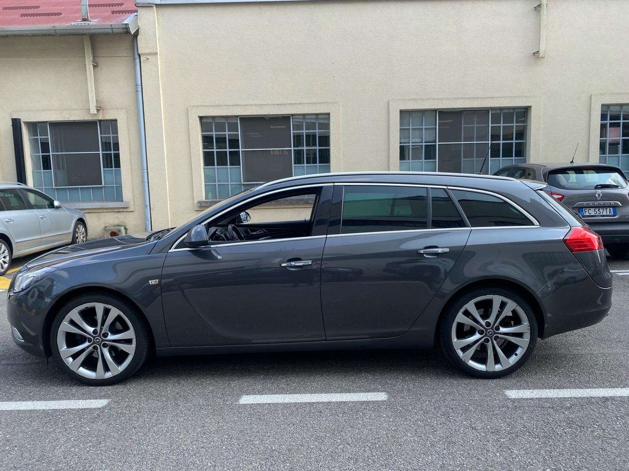 Opel Insignia 1.6 Turbo 180CV Sports Tourer Cosmo