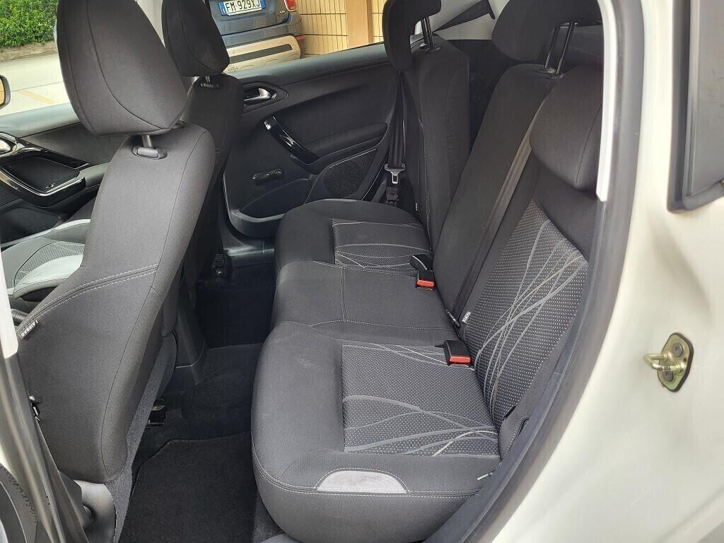 Peugeot 208 1.4 HDI-CINTA DISTRIBUZ. E TAGLIANDO