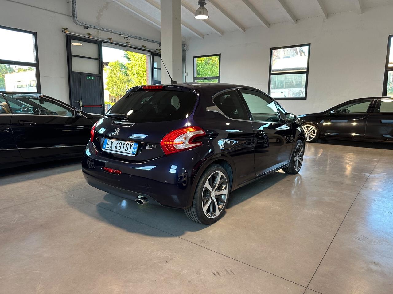 Peugeot 208 1.6 e-HDi 92 CV Stop&Start 5 porte Allure