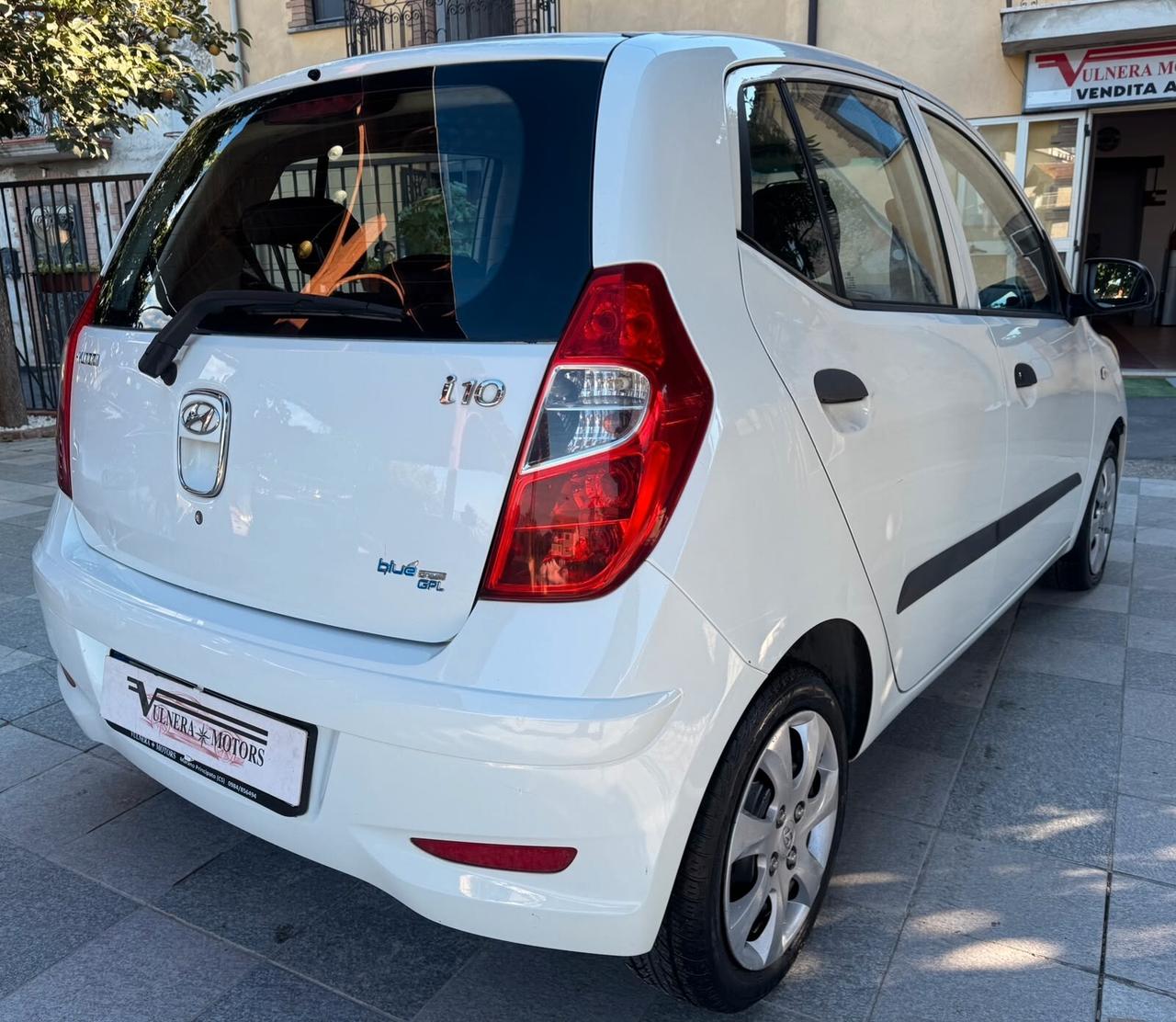 Hyundai i10 1.1 12V BlueDrive GPL Sound Edition