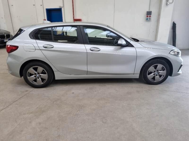 Bmw 116 116d 5p. Advantage