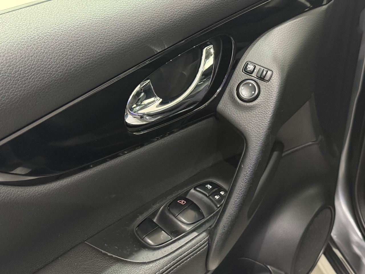 Nissan Qashqai 1.6 dCi 2WD Tekna *TETTO*360*PELLE