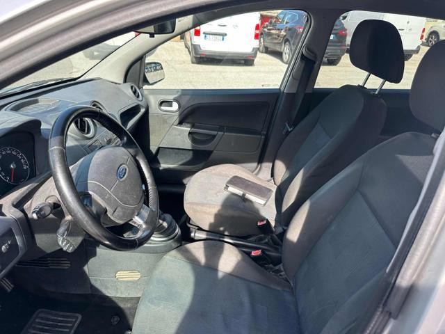 FORD Fiesta 1.4 TDCi 5p. Ghia senza nessun lavoro da fare