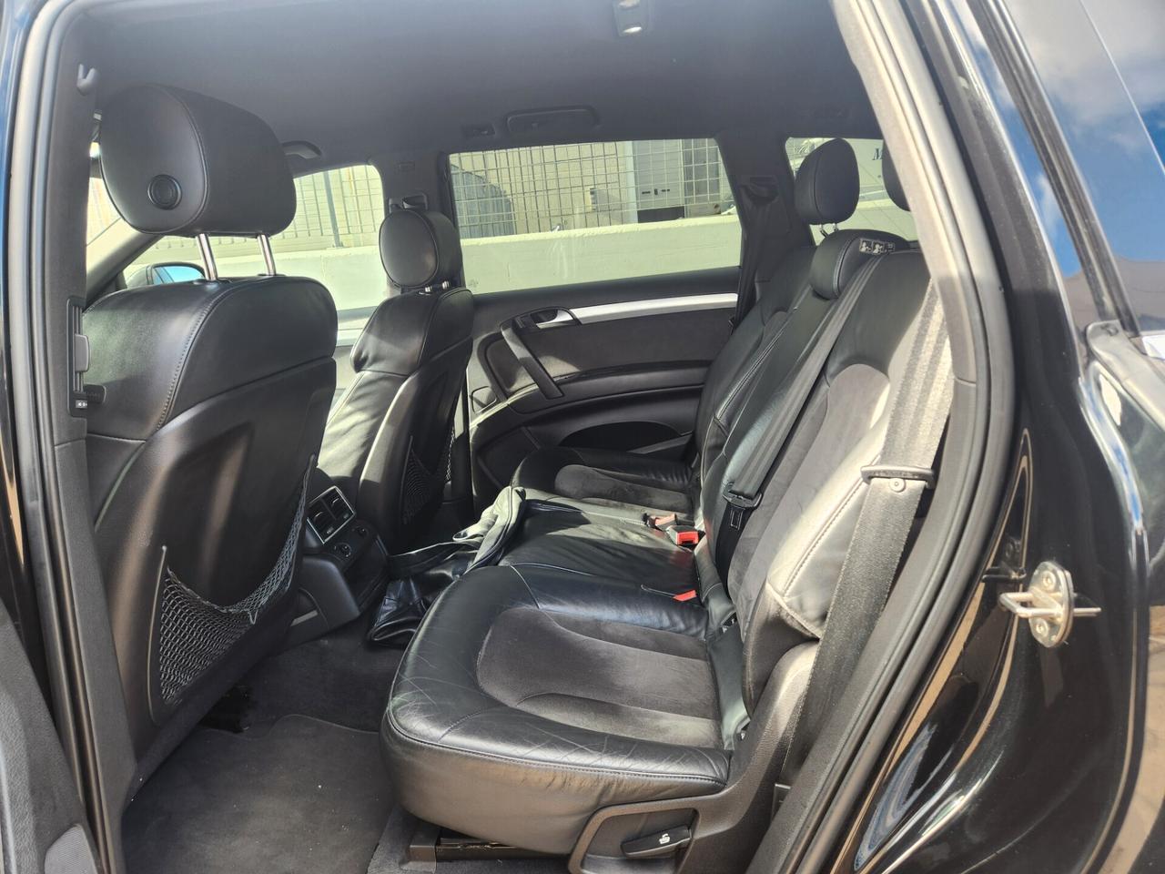 Audi Q7 4.2 V8 TDI quattro tiptronic