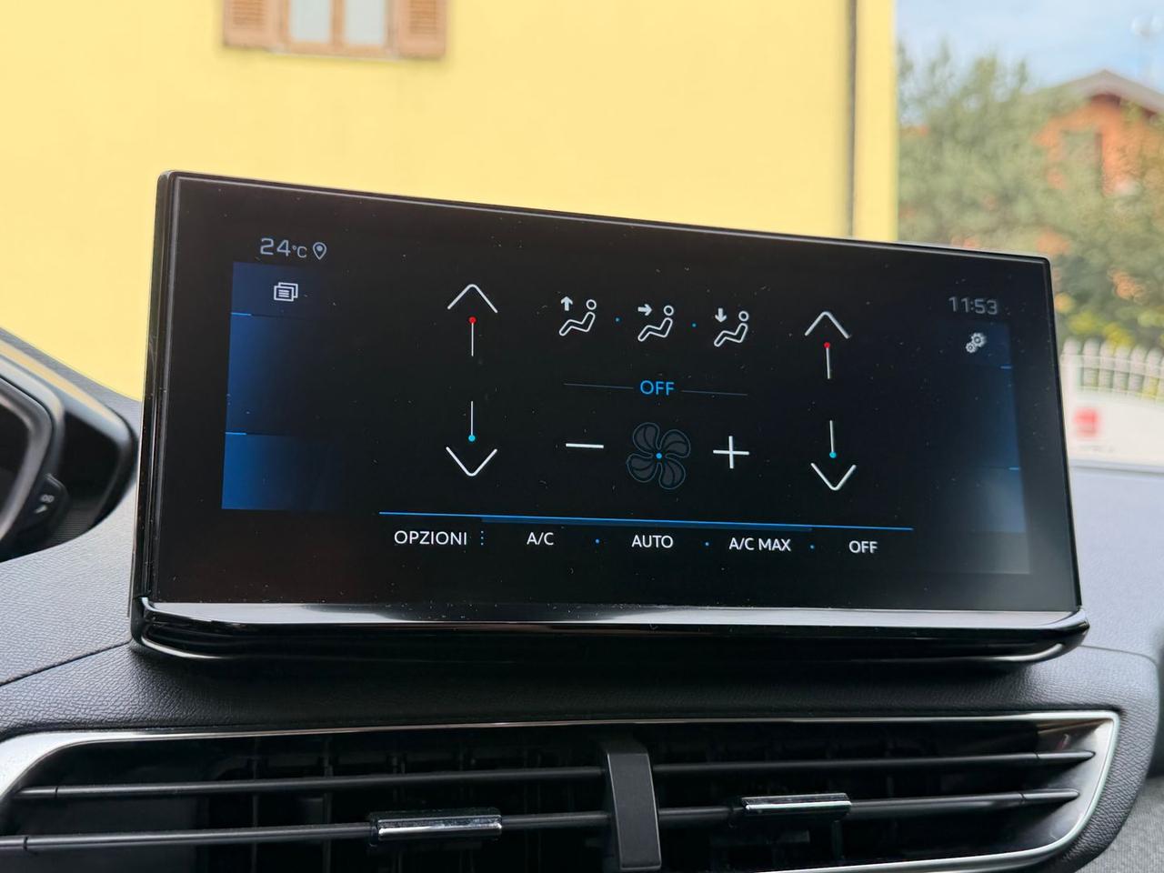 Peugeot 3008 Allure Pack 1.5 Blue HDI 130 #50512