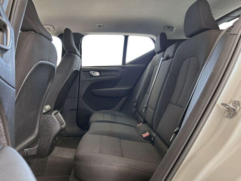 Volvo XC40 T2 129 CV Automatico Momentum Core