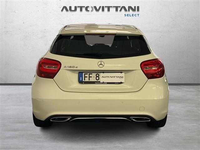 MERCEDES-BENZ A 180 D Sport Auto my16