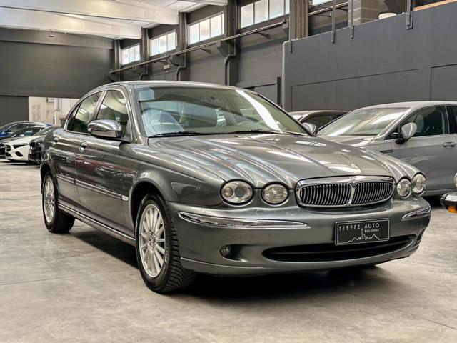 JAGUAR X-Type 2.2D cat Executive