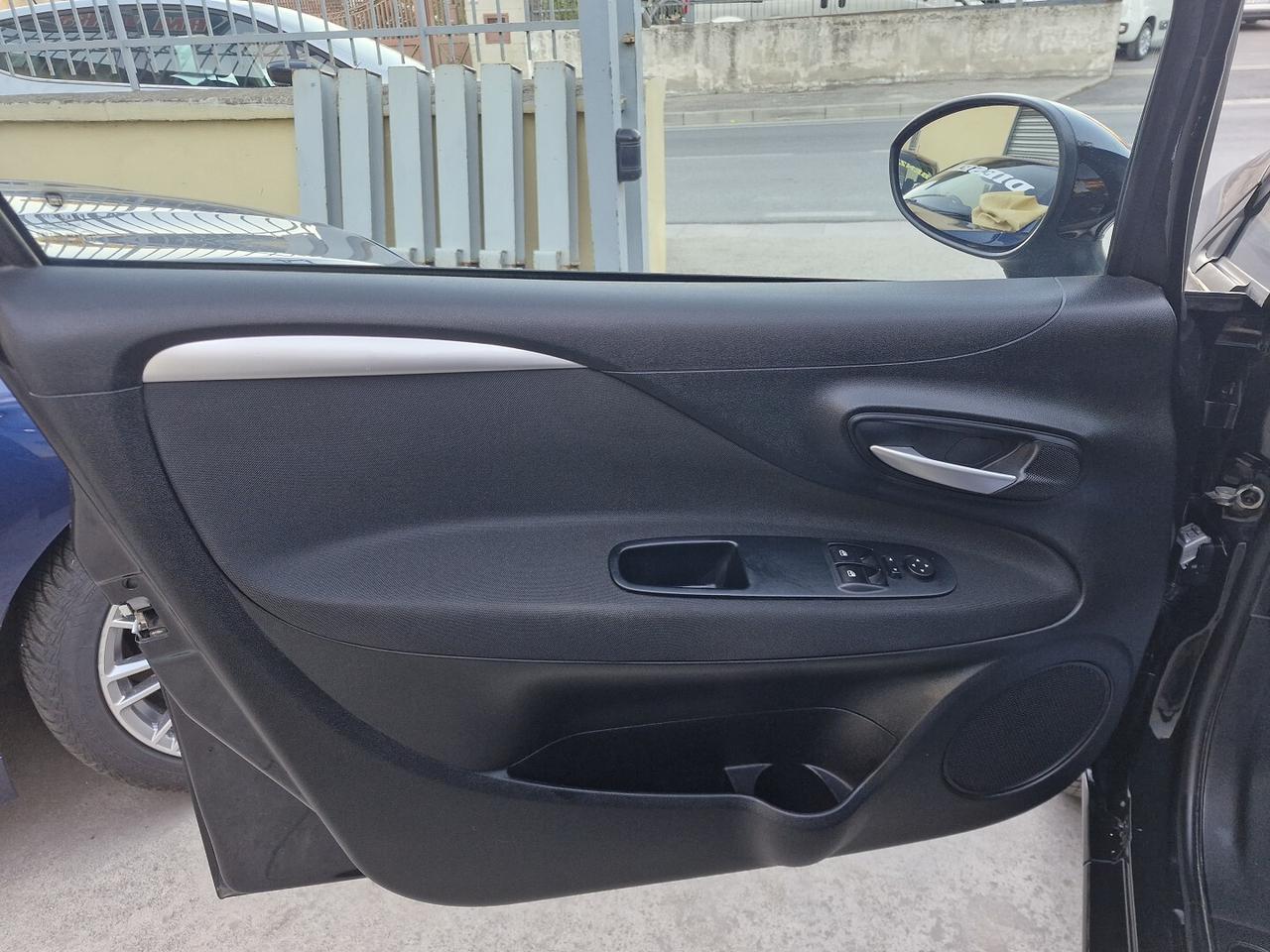 Fiat Punto 1.4 8V Natural Power Lounge 130000KM