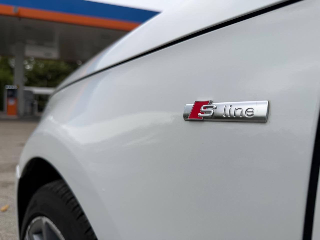 Audi A1 1.6 TDI S tronic line edition plus