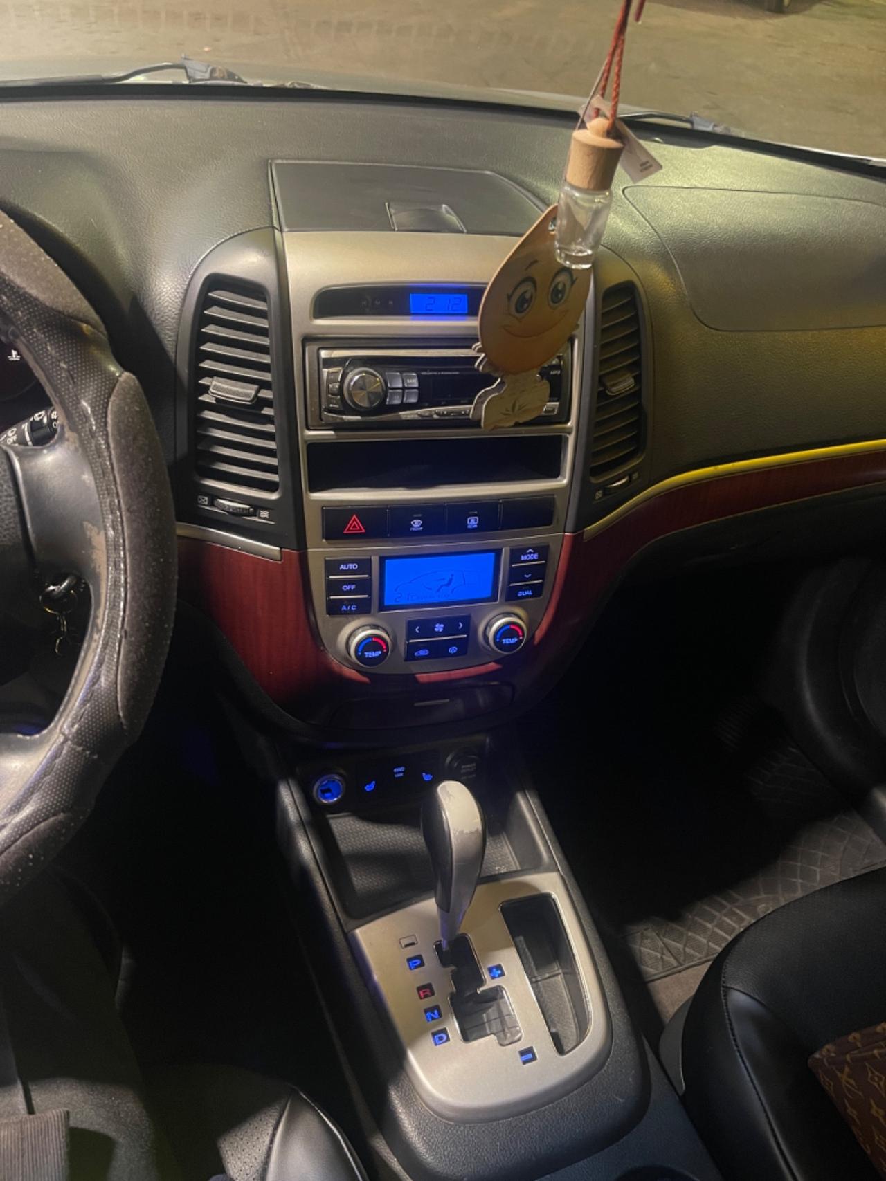 Hyundai Santa Fe 2.2 CRDi VGT Dynamic 5 p.ti
