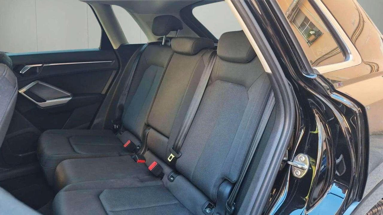 Audi Q3 35 TDI S tronic S line edition