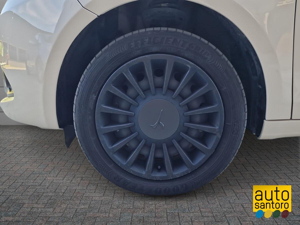 LANCIA YPSILON 1.0 IBRIDO GOLD