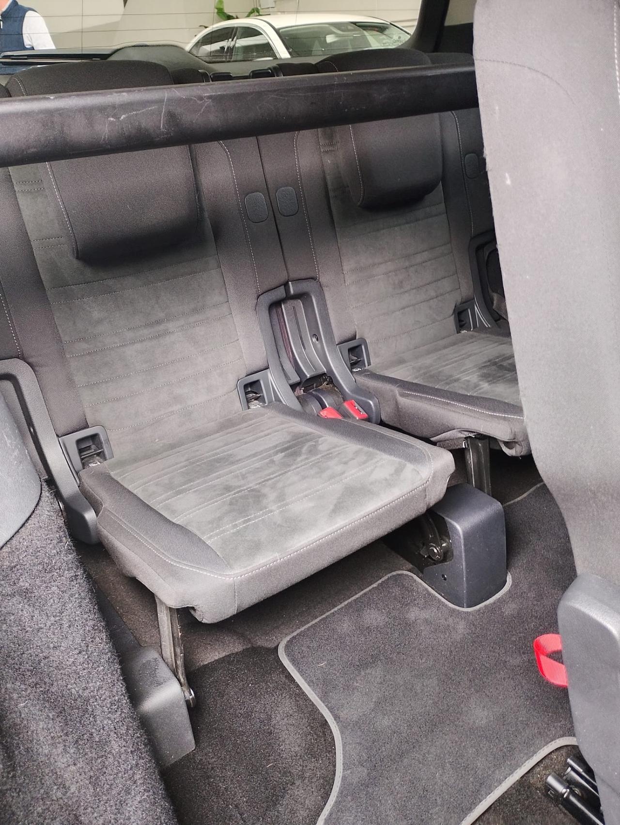 Volkswagen Touran 2.0 TDI 150 CV SCR DSG Executive BlueMotion Tech.