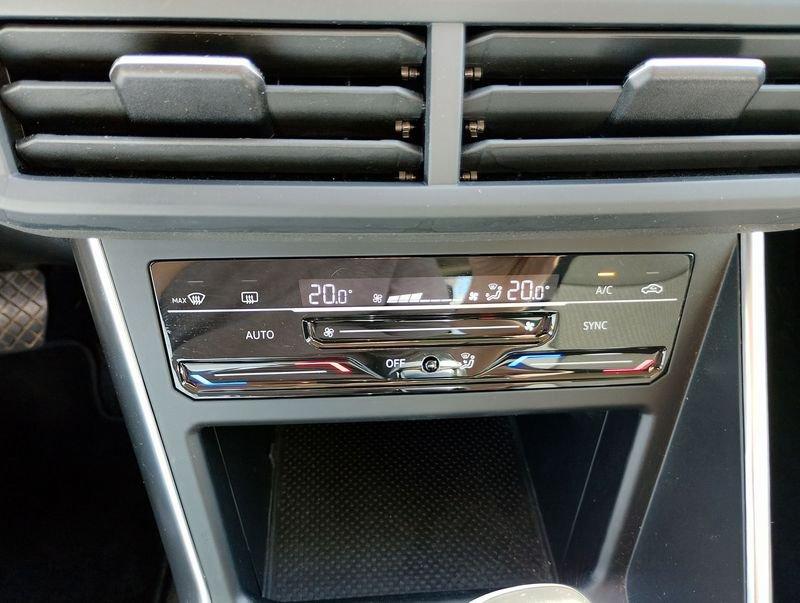 Volkswagen Polo 1.0 TSI DSG Style