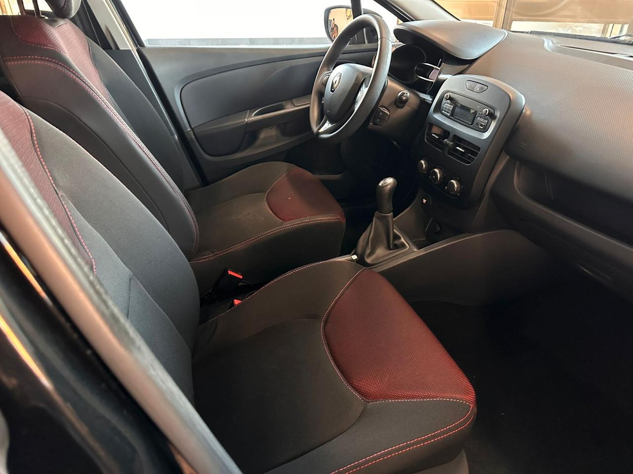 Renault Clio 1.2 75CV 5 porte Wave