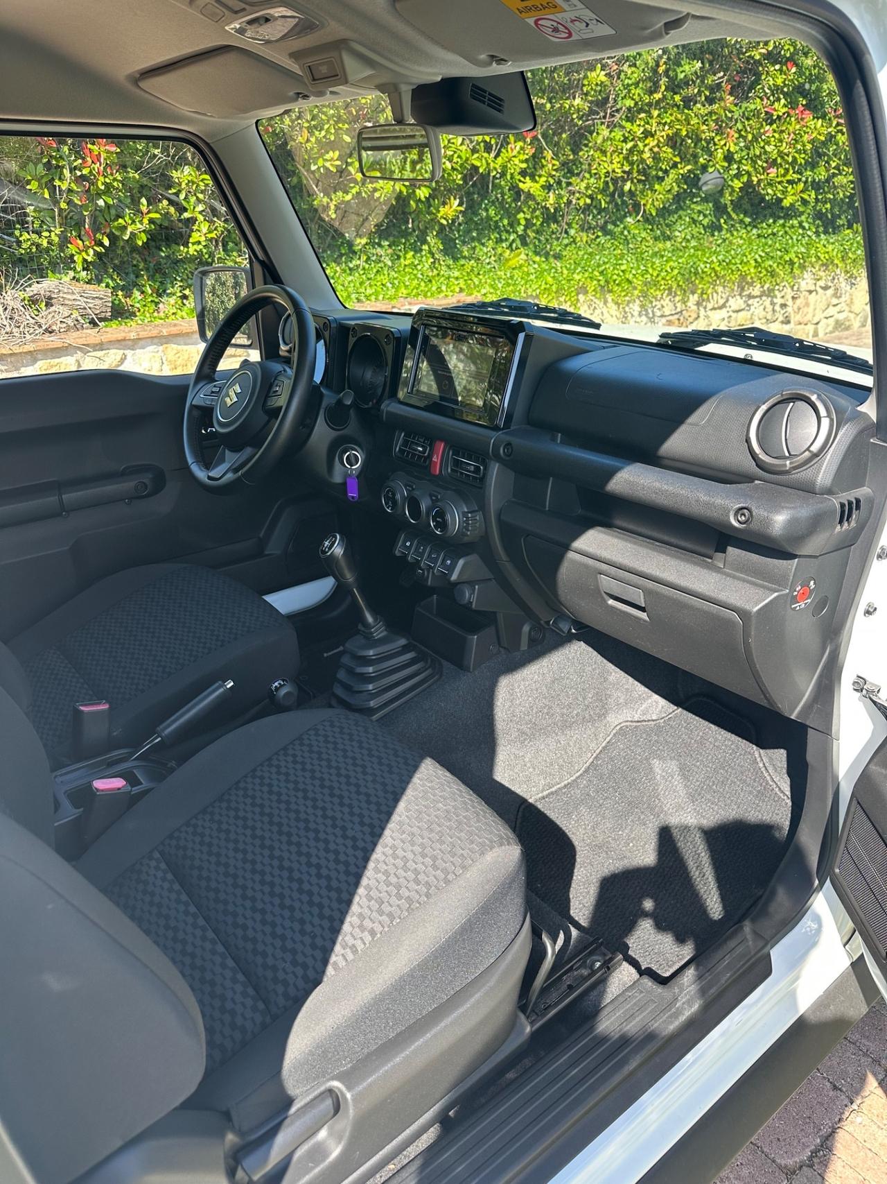 Suzuki Jimny 1.5 4AT Top
