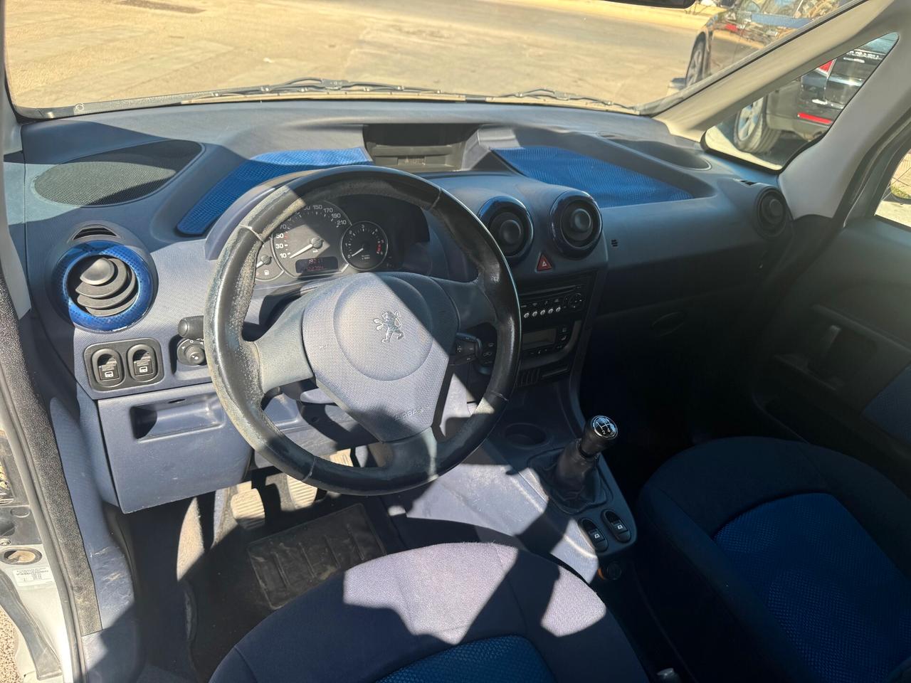 Peugeot 1007 1.4 HDi Trendy