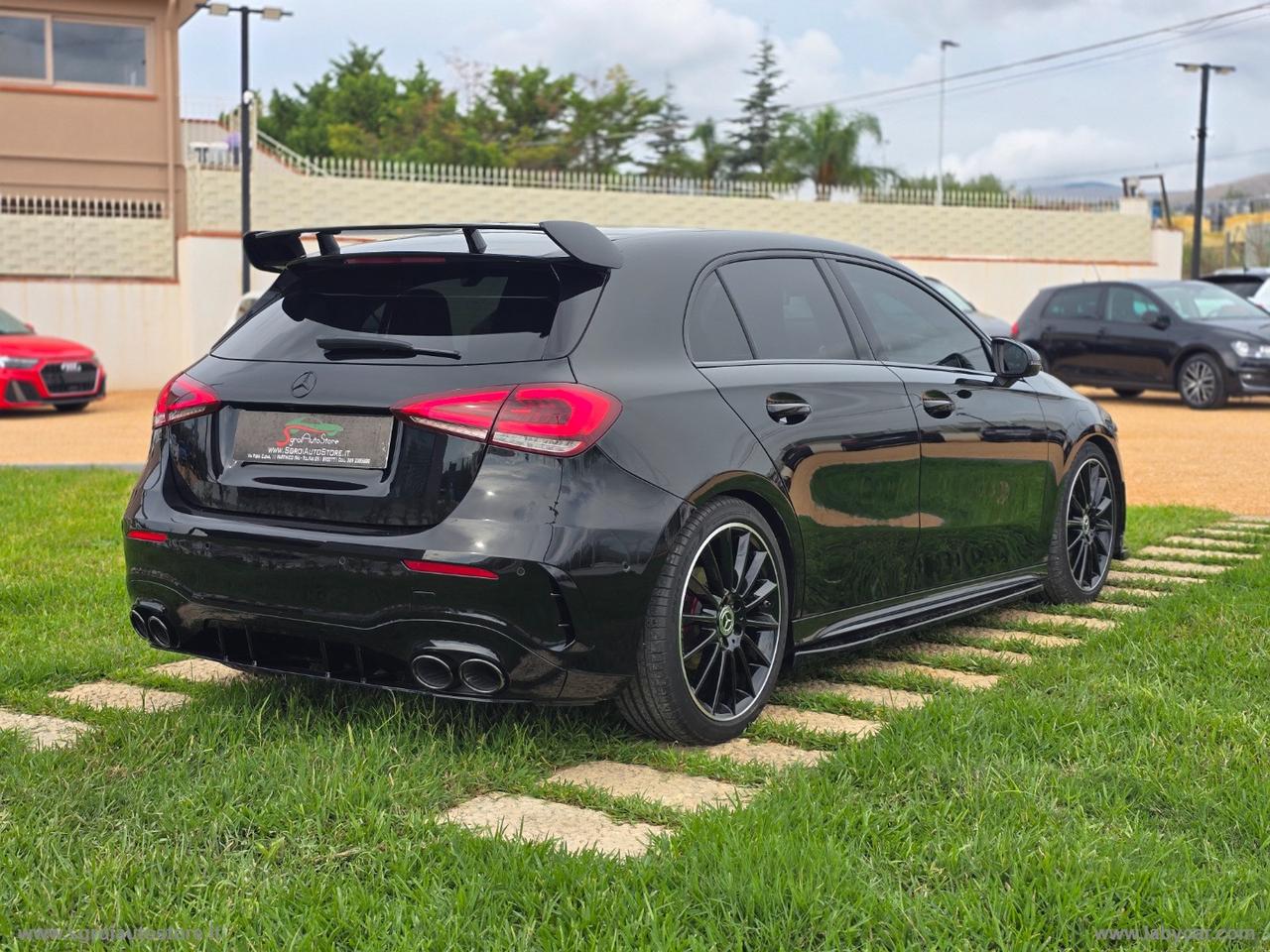 MERCEDES-BENZ A 180 d Automatic Premium