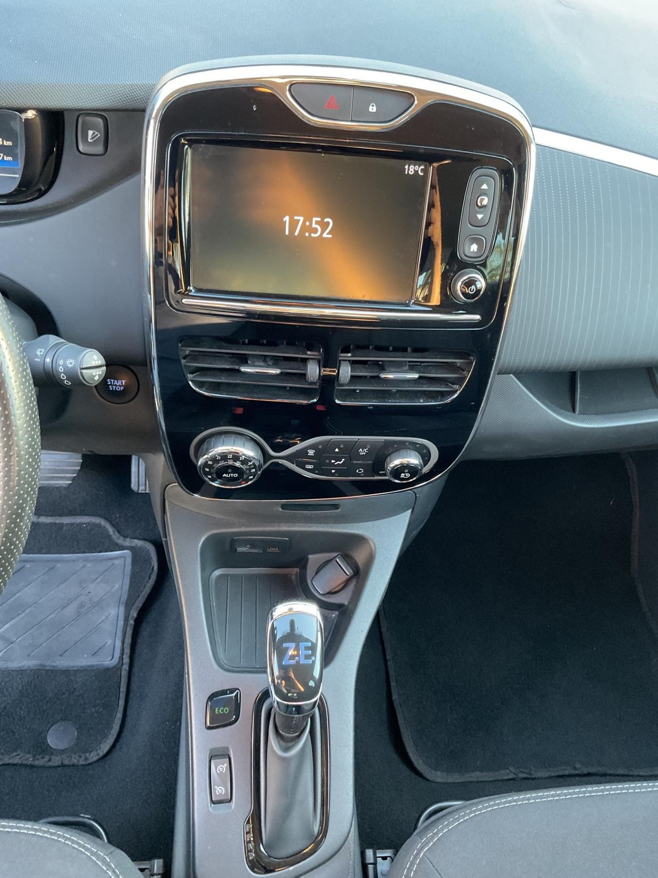Renault ZOE Life R90
