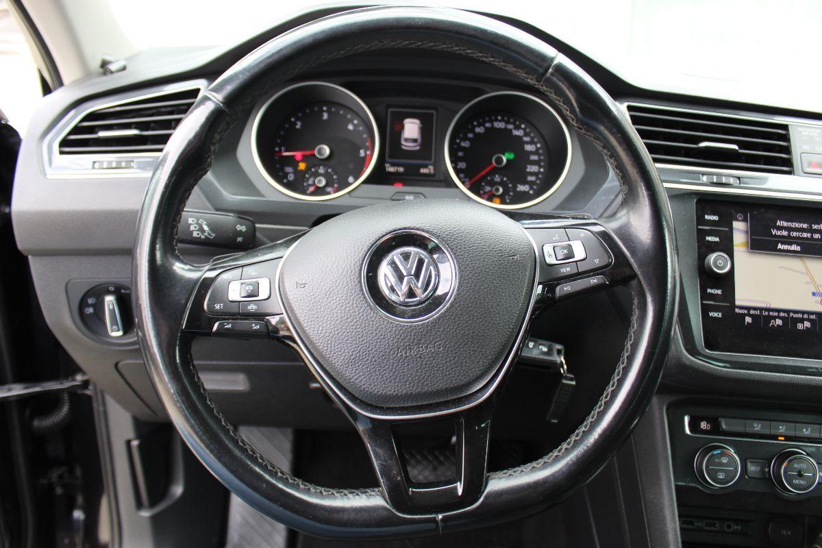 VOLKSWAGEN - Tiguan - 2.0 TDI DSG Advanced BMT