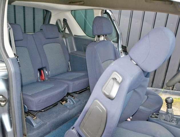 Peugeot 1007 1.4 hdi Trendy * OK NEOPATENTATI *