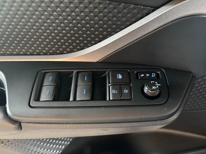 Toyota C-HR 1.8 Hybrid E-CVT Business