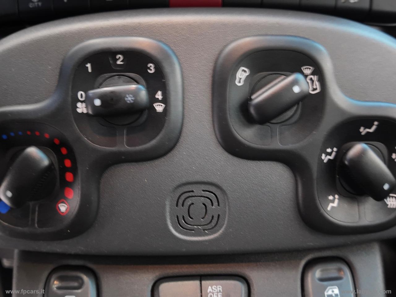 FIAT Panda CITY CROSS 1.0 FireFly S&S Hybrid