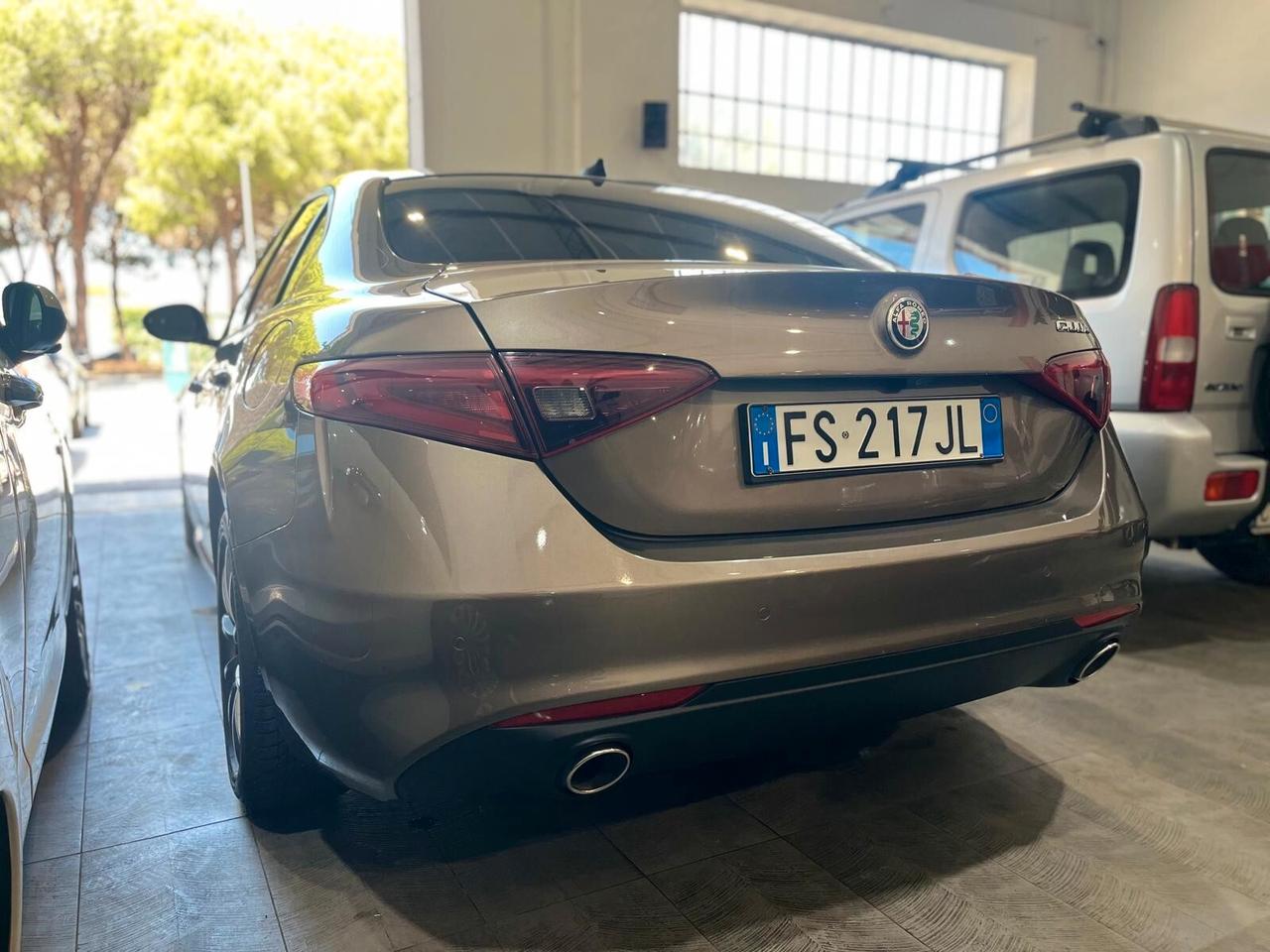 ALFA ROMEO GIULIA 2.2 Turbodiesel 180 CV 102340KM *UNICOPRO*