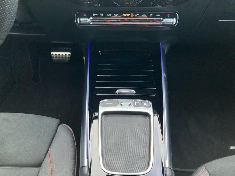 Mercedes-Benz GLA GLA 200 d AMG Line MULTIBEAM LED CAMERA MBUX