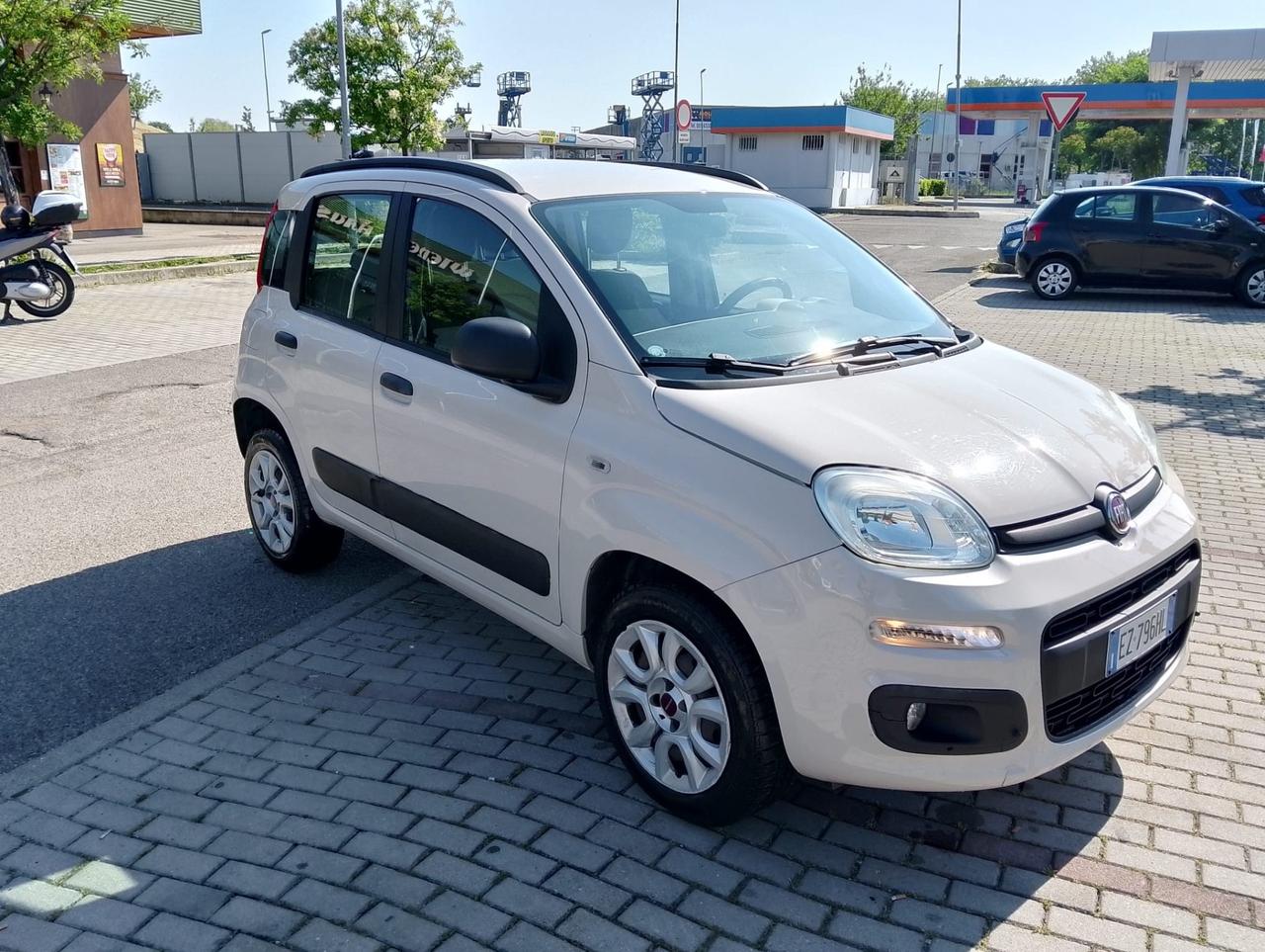 Fiat Panda 0.9 TwinAir Turbo Natural Power Lounge